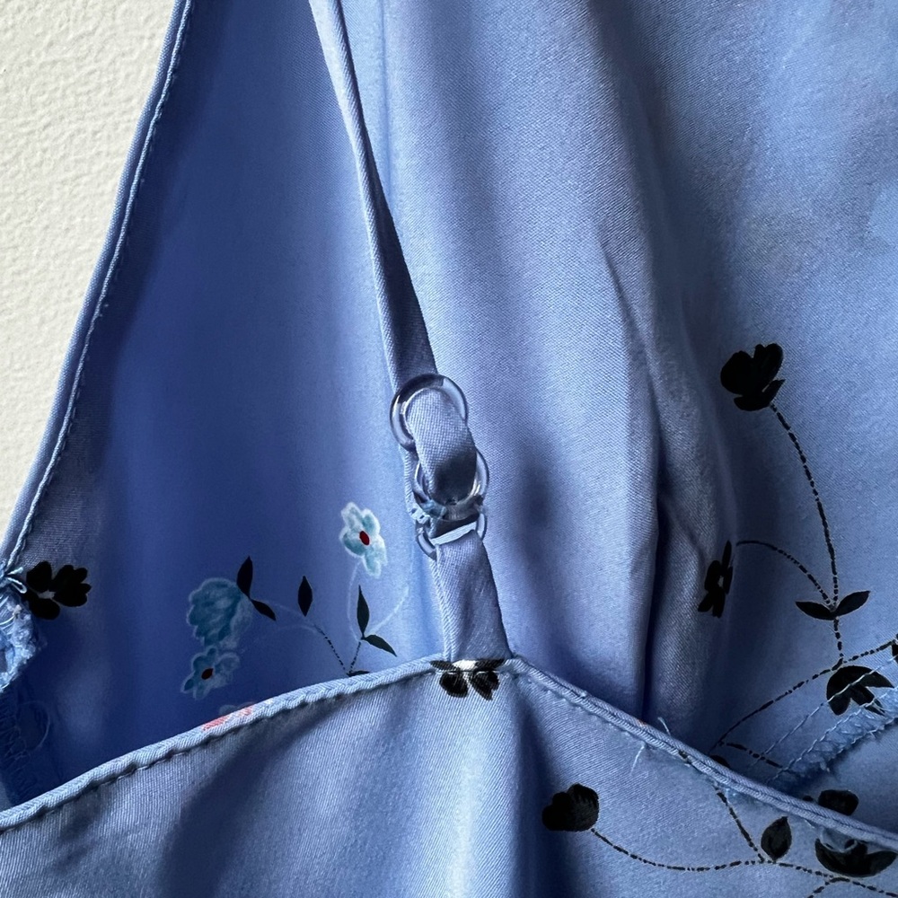 Natori Periwinkle Slip Dress with Floral Embroidery - Picture 6 of 8